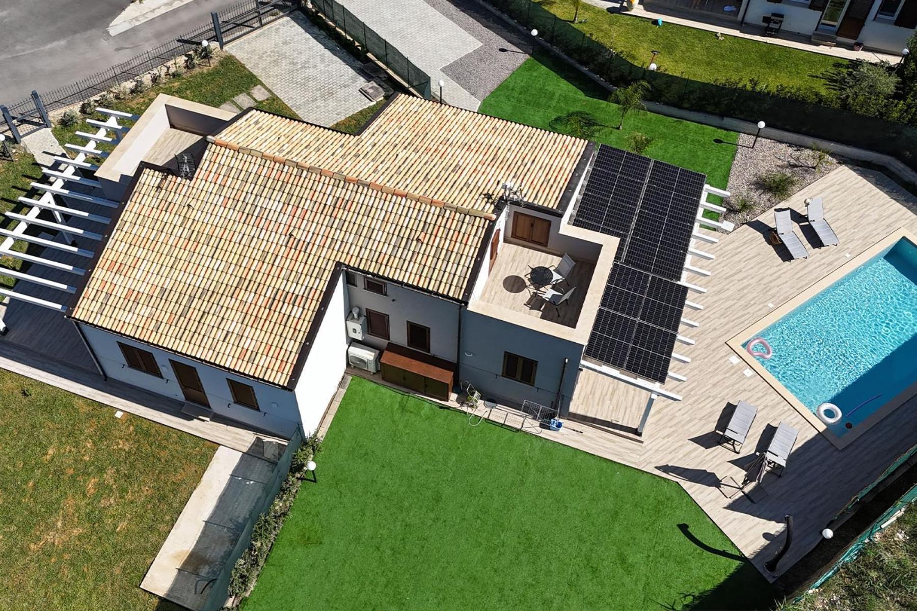 Villa Giada Campofelice Di Roccella Exterior photo